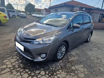 Toyota Verso, 1,8 ValveMatic 108kW AT, 7míst