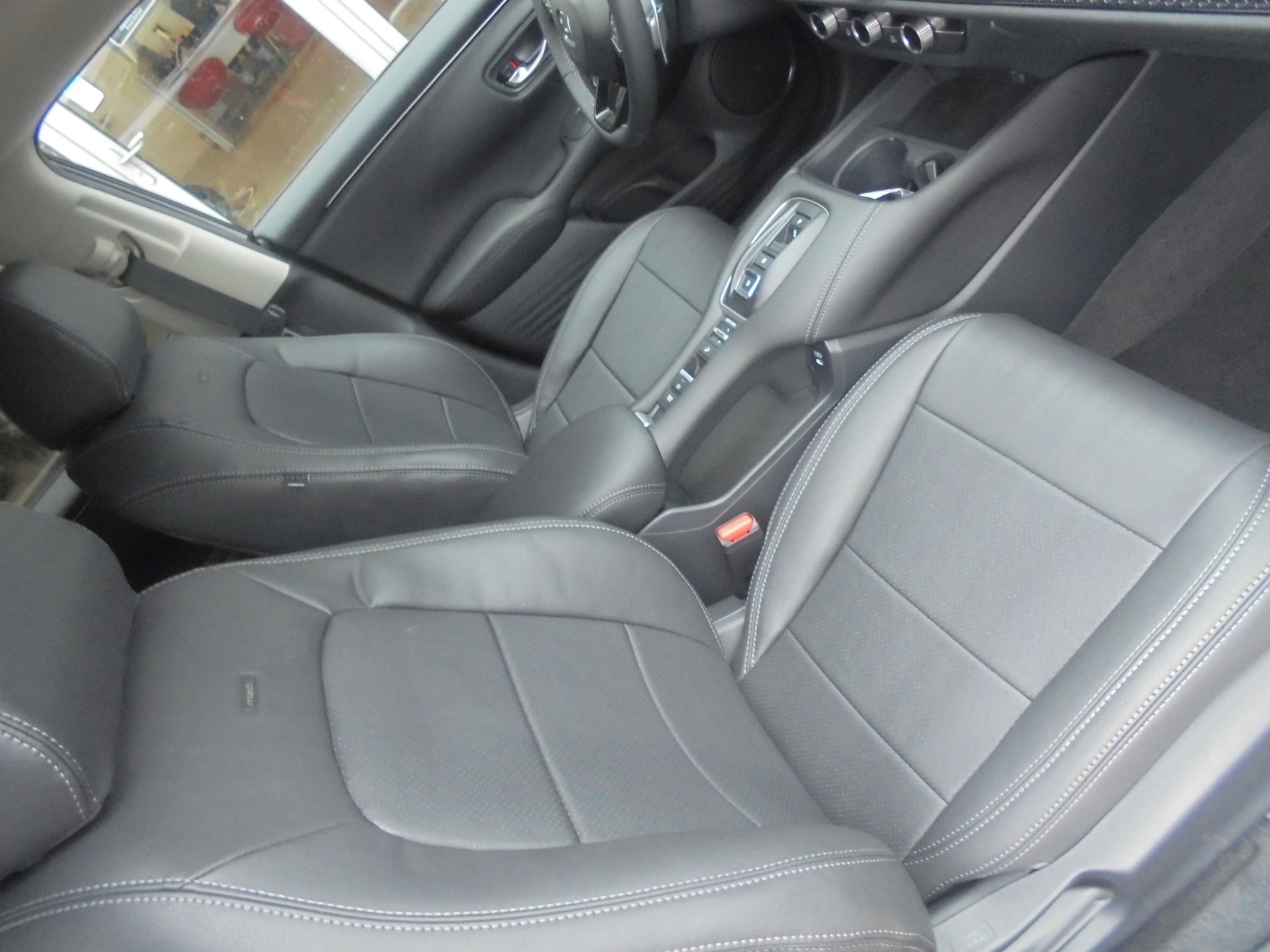 Honda ZR-V, 2.0e:HEV ELEGANCE TOP CLASS 26 - fotka 4
