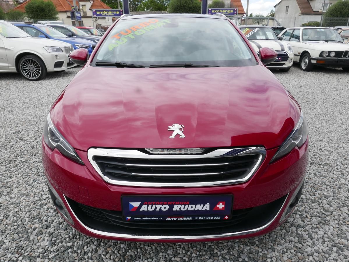Peugeot 308, 1,2 SW 96kW Automat Nepojízdné - fotka 3