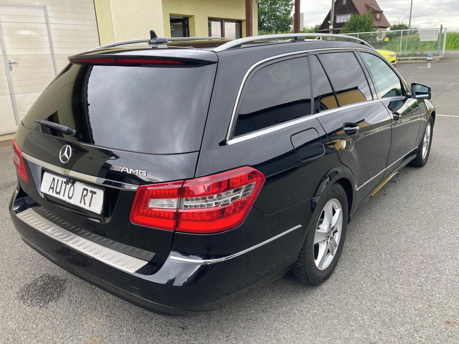 Mercedes-Benz Třídy E, 220 CDI,125kw,AMG - fotka 6