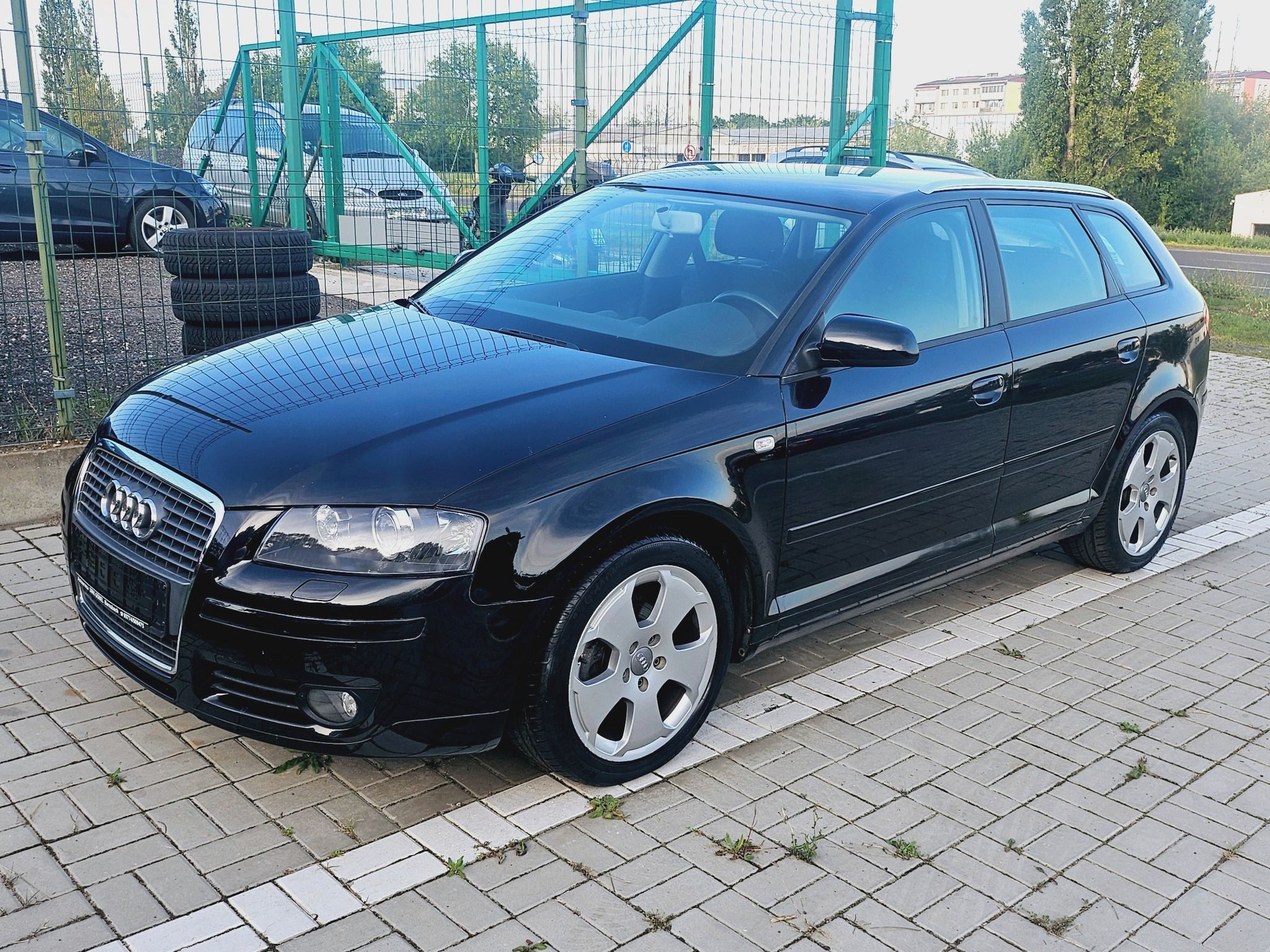 Audi A3, SPORTBACK 1.4 TSI  92kw - fotka 2
