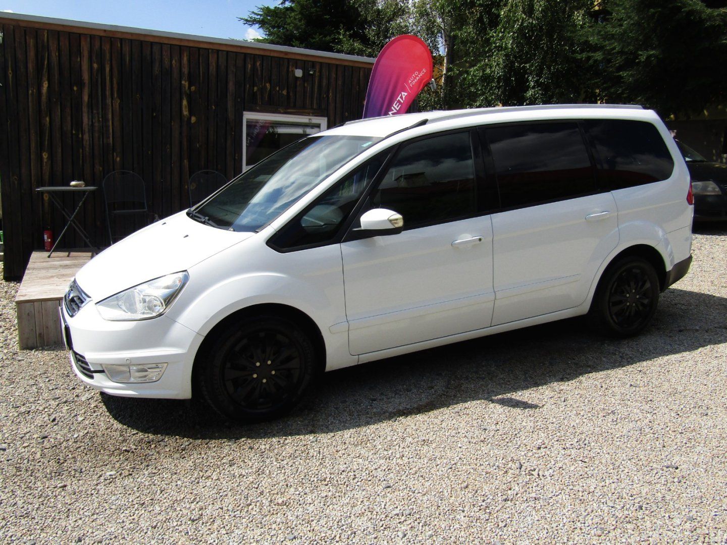 Ford Galaxy, 1.6 TDCi  ZIMNÍ + LETNÍ PNEU - fotka 2