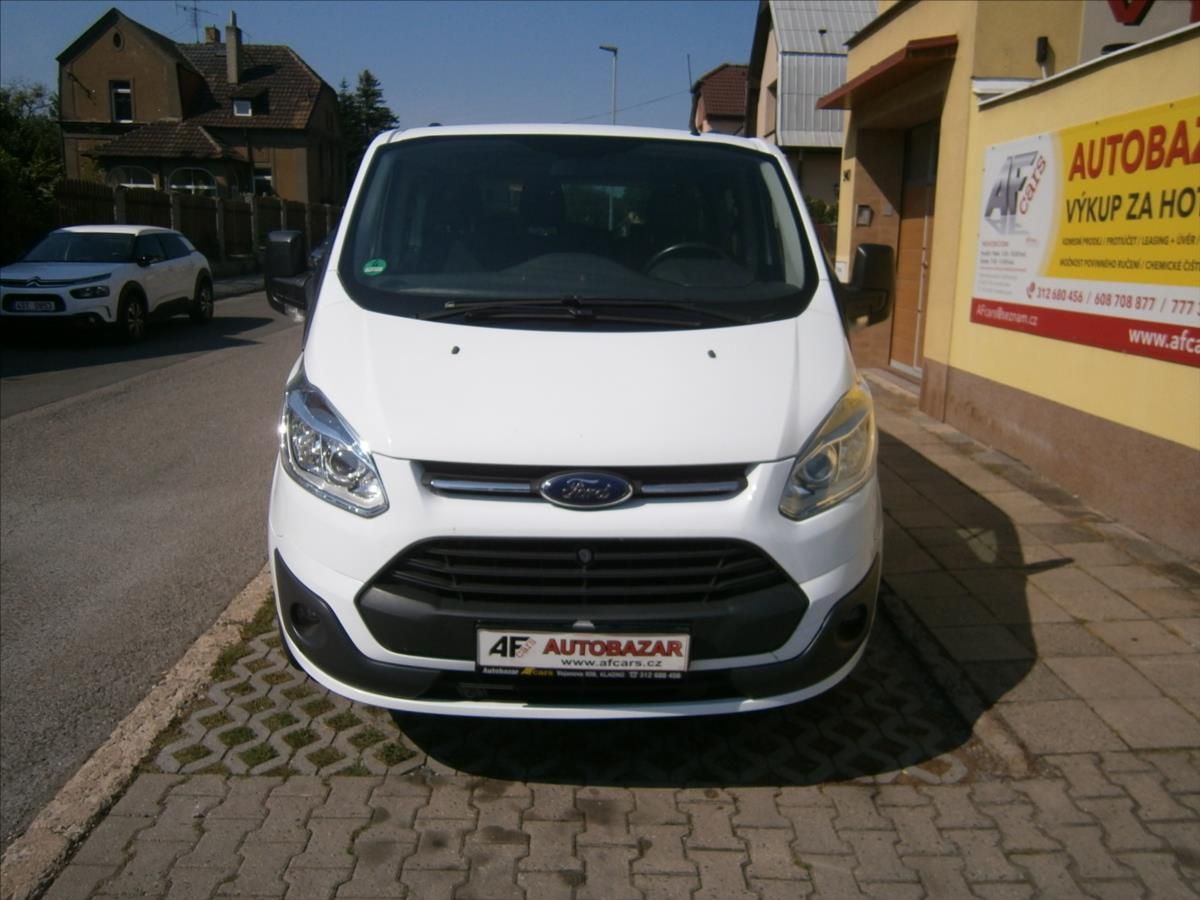 Ford Tourneo Custom, 2,2 TDCi 92kW KLIMA - fotka 2
