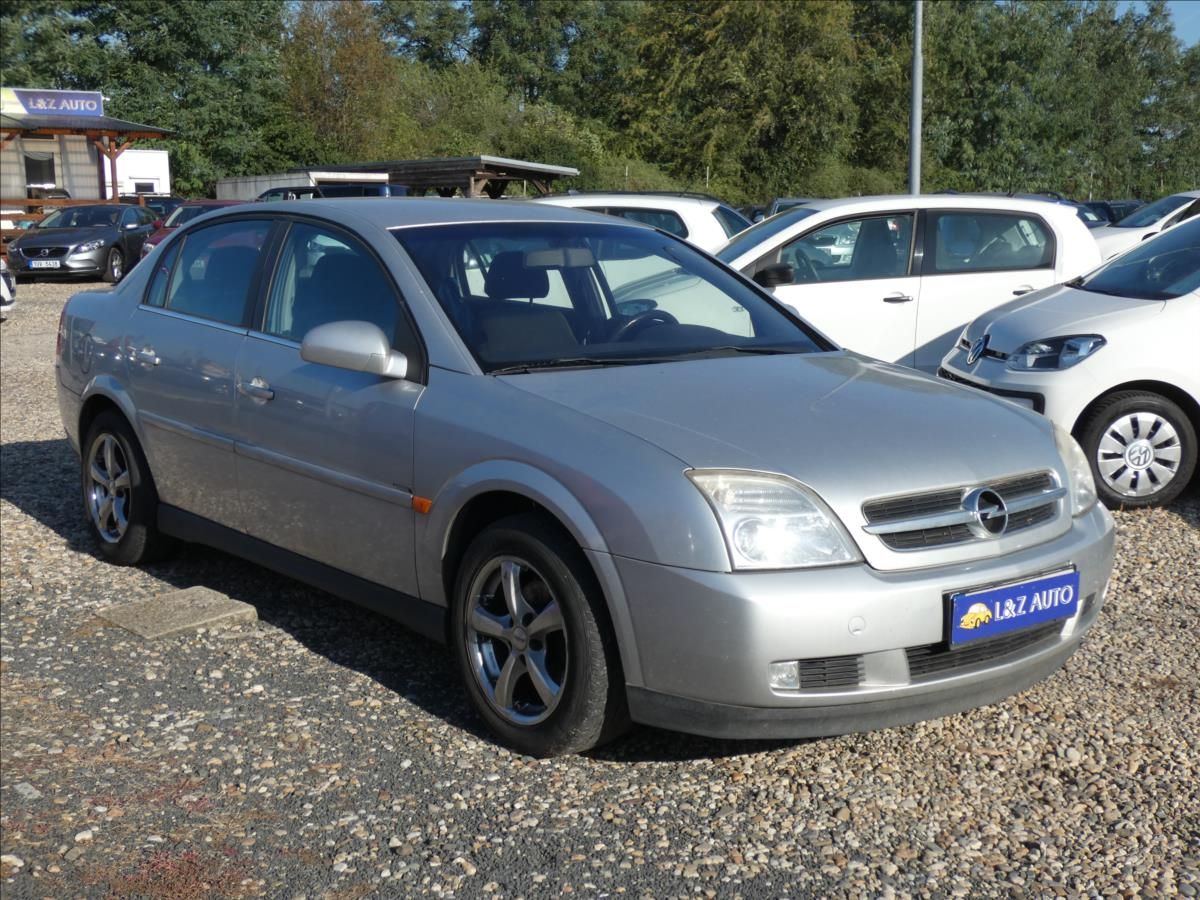 Opel Vectra, 2,2 i - fotka 3
