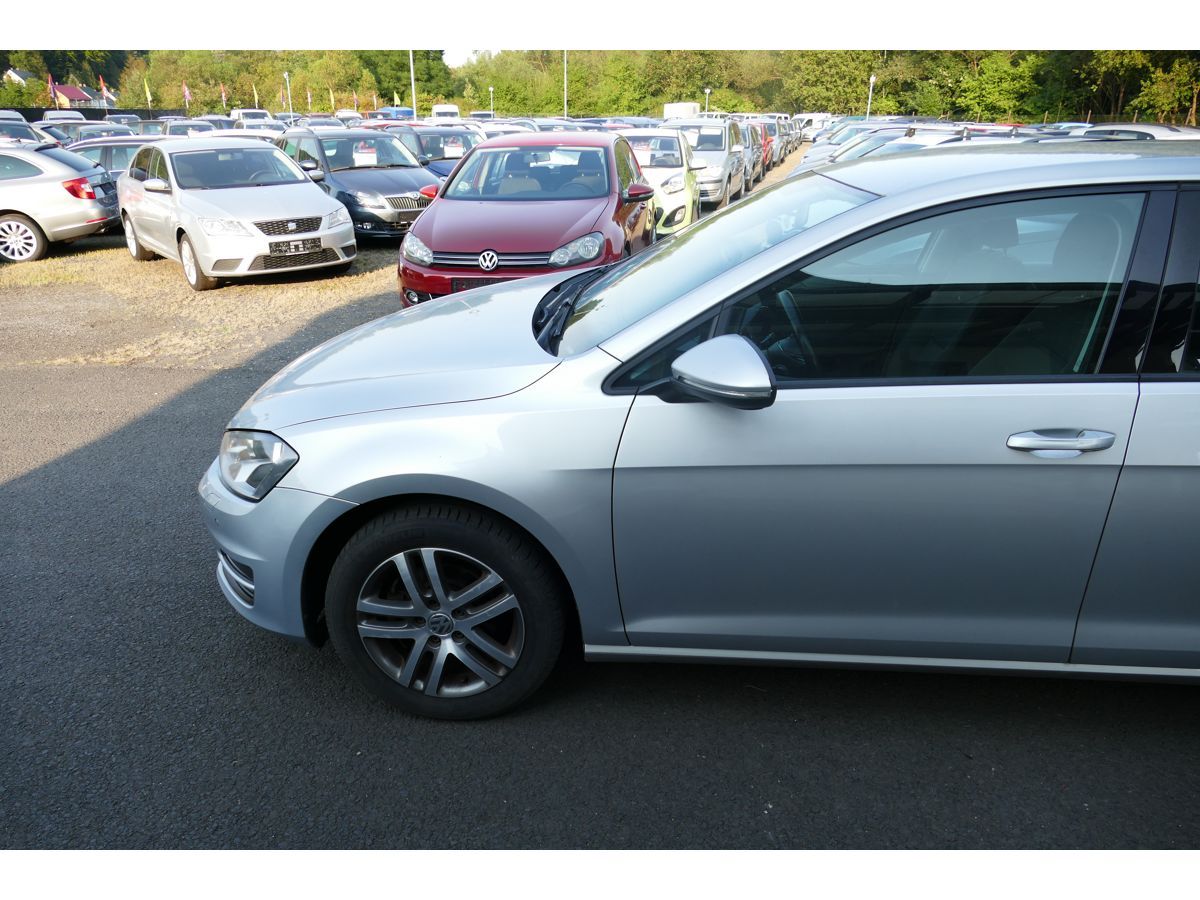 Volkswagen Golf, 1,2TSI 77KW KLIMA - fotka 6