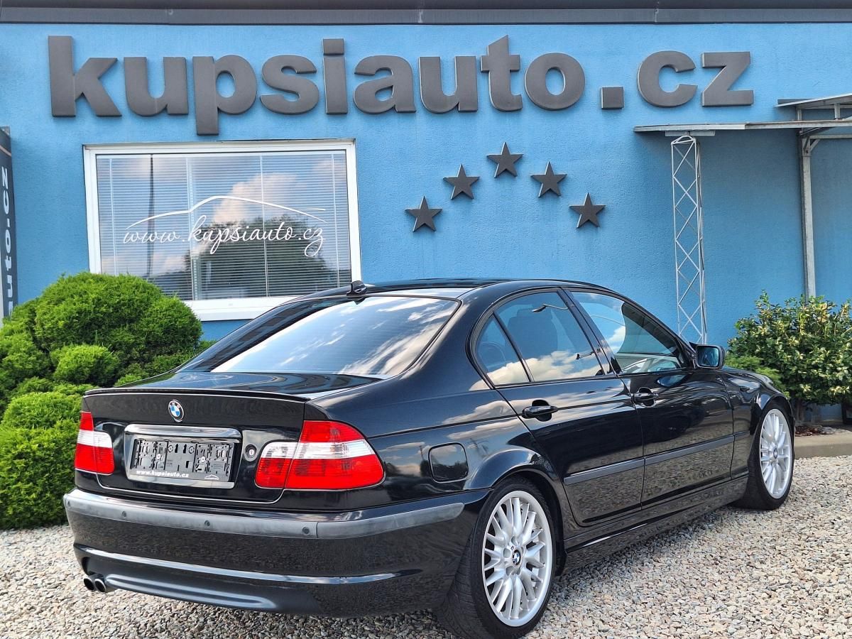 BMW Řada 3, 330i M Paket - fotka 5