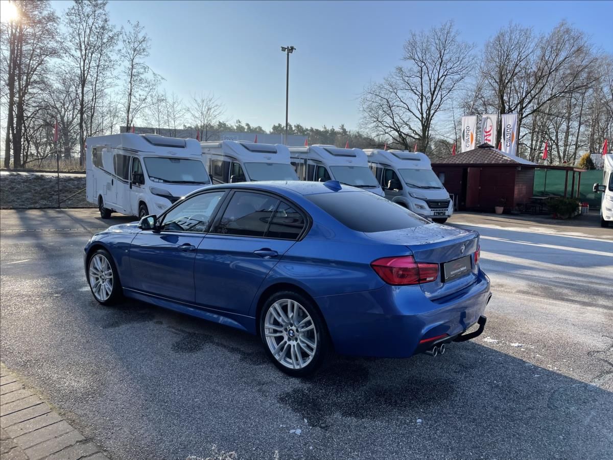 BMW Řada 3, 2,0  320D xDrive, M Sport - fotka 4