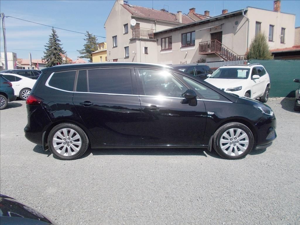 Opel Zafira, TOURER 1.6 CDTi *INNOVATION* - fotka 5