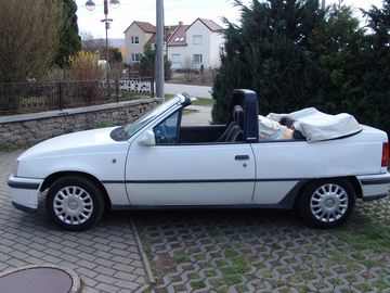 1.6i Cabrio Bertone