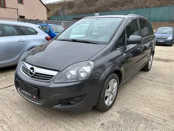 Opel Zafira, 1,8 16V 7 míst