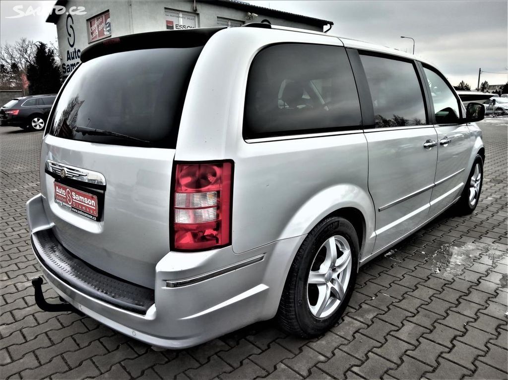 Chrysler Grand Voyager, 2,8CRDi GPS NAV-7MÍST* AUTOMAT - fotka 5