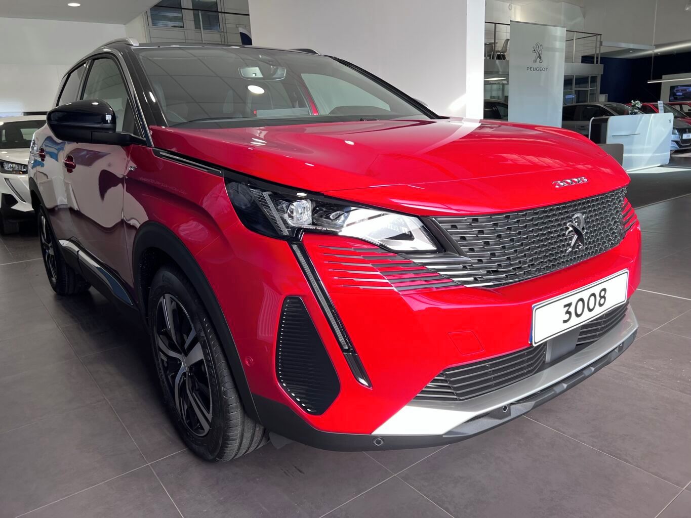 Peugeot 3008, GT 130 S&S EAT8 MASÁŽE - fotka 2