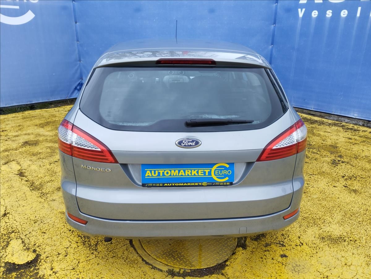 Ford Mondeo, 2,0 107KW - fotka 5