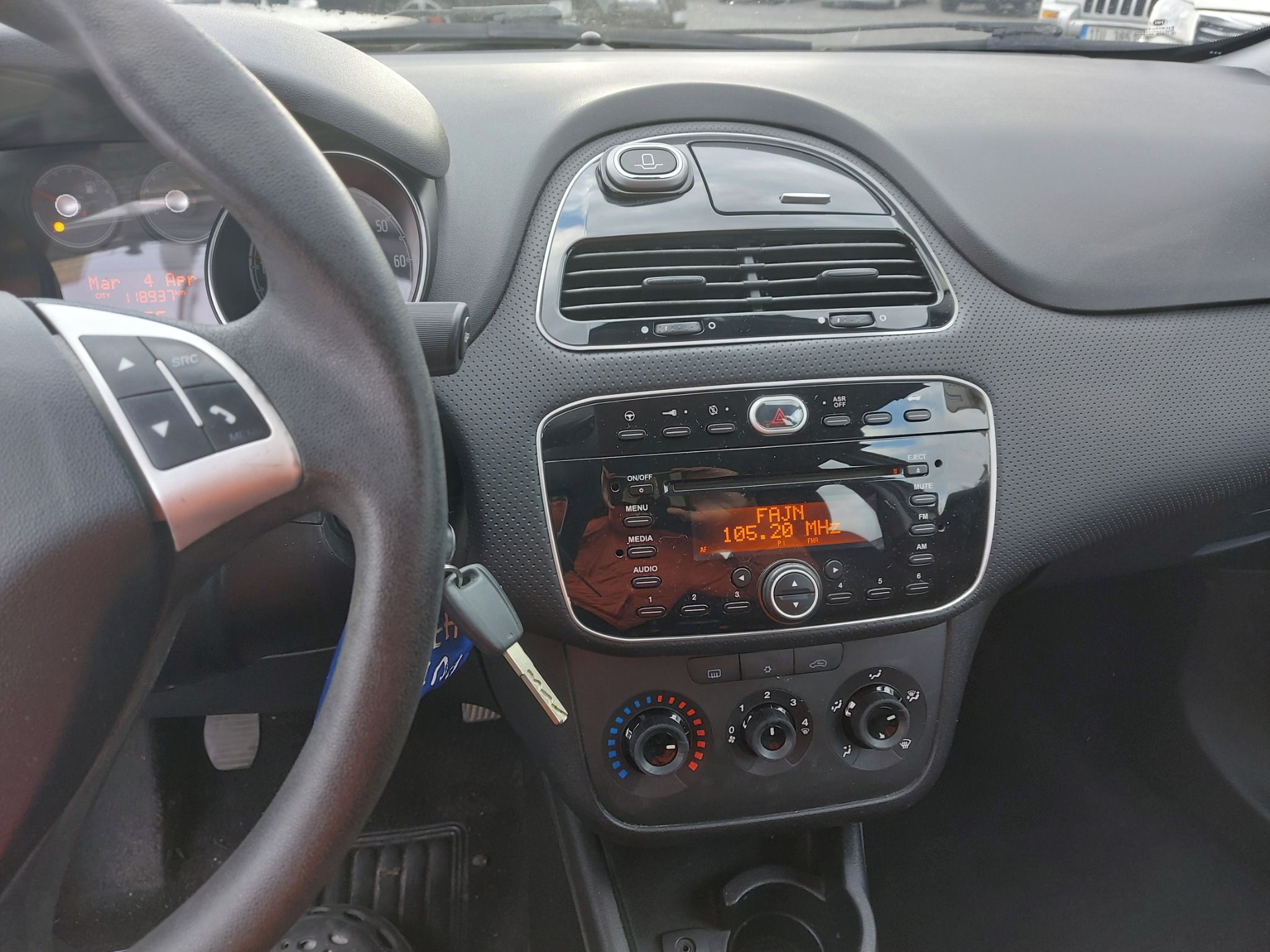 Fiat Punto EVO, 1.2i 51kw - fotka 4