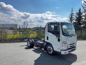 ISUZU M21