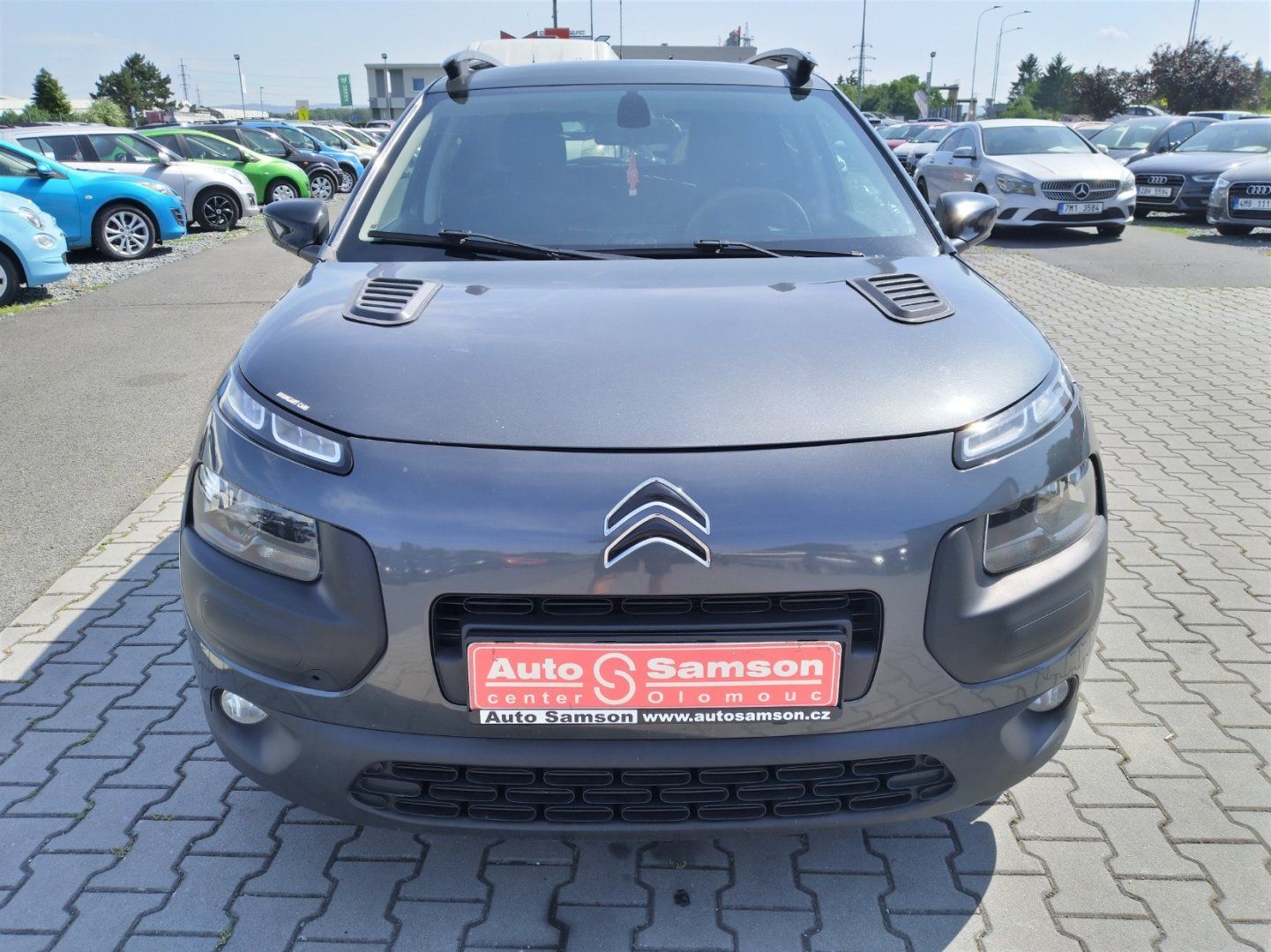 Citroën C4 Cactus, 1.6HDi*AT6*NAVI*DIGI KLIMA* - fotka 2