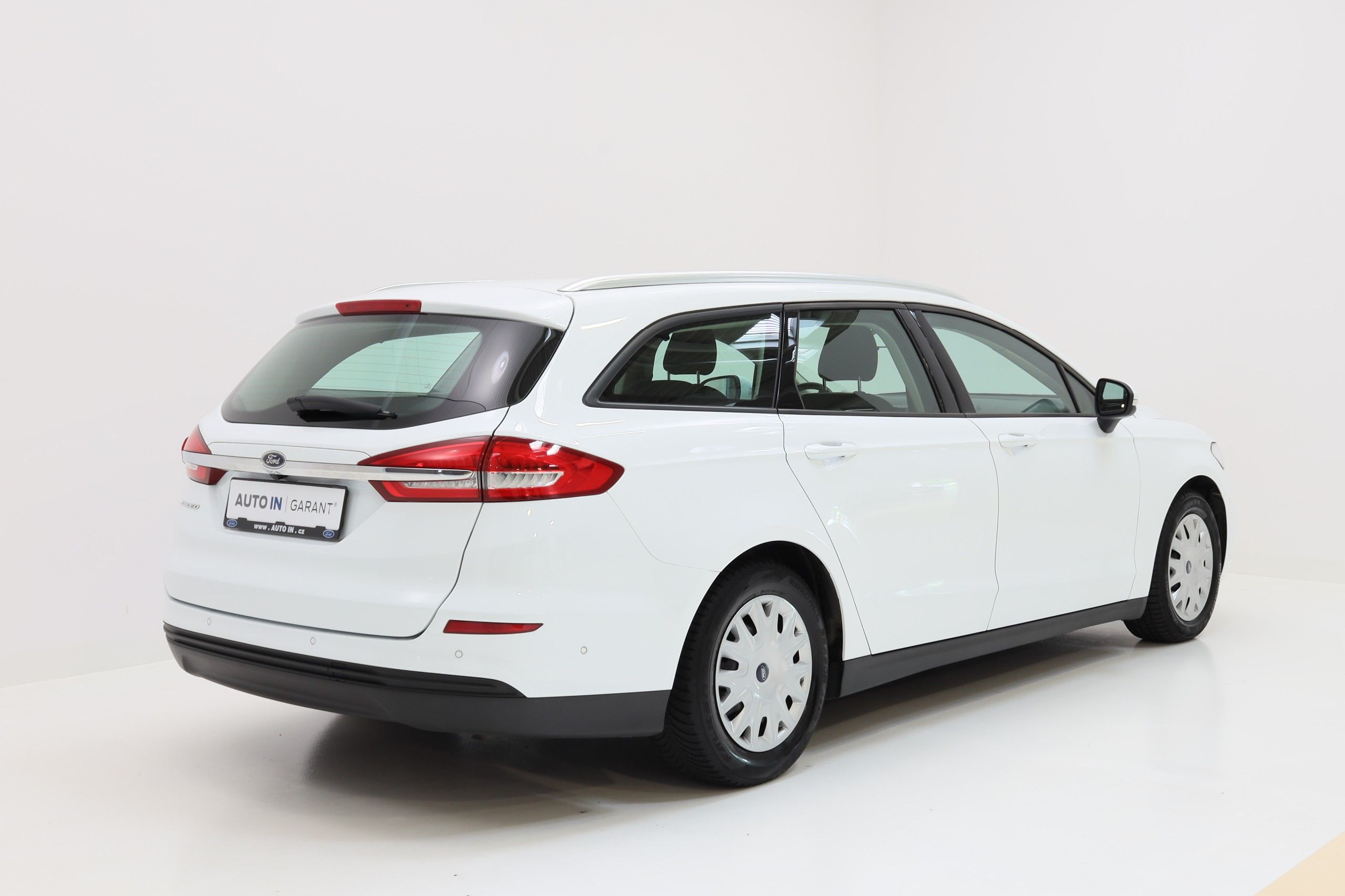 Ford Mondeo, 110kW,AT8,navi,winter paket,zá - fotka 6