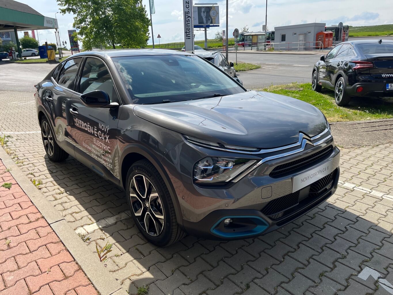 Citroën ë-C4 X, C4 X Elektromotor 100kW/136k S - fotka 3
