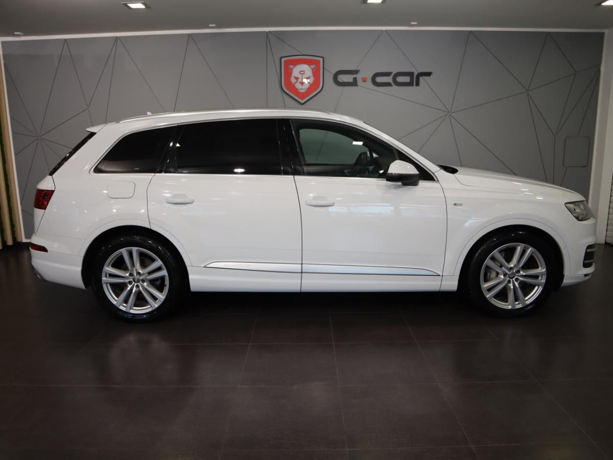 Audi Q7, 3.0TDI, Quattro S-line 200kw - fotka 5