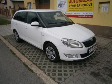 1,6 TDI  KOMBI KLIMA