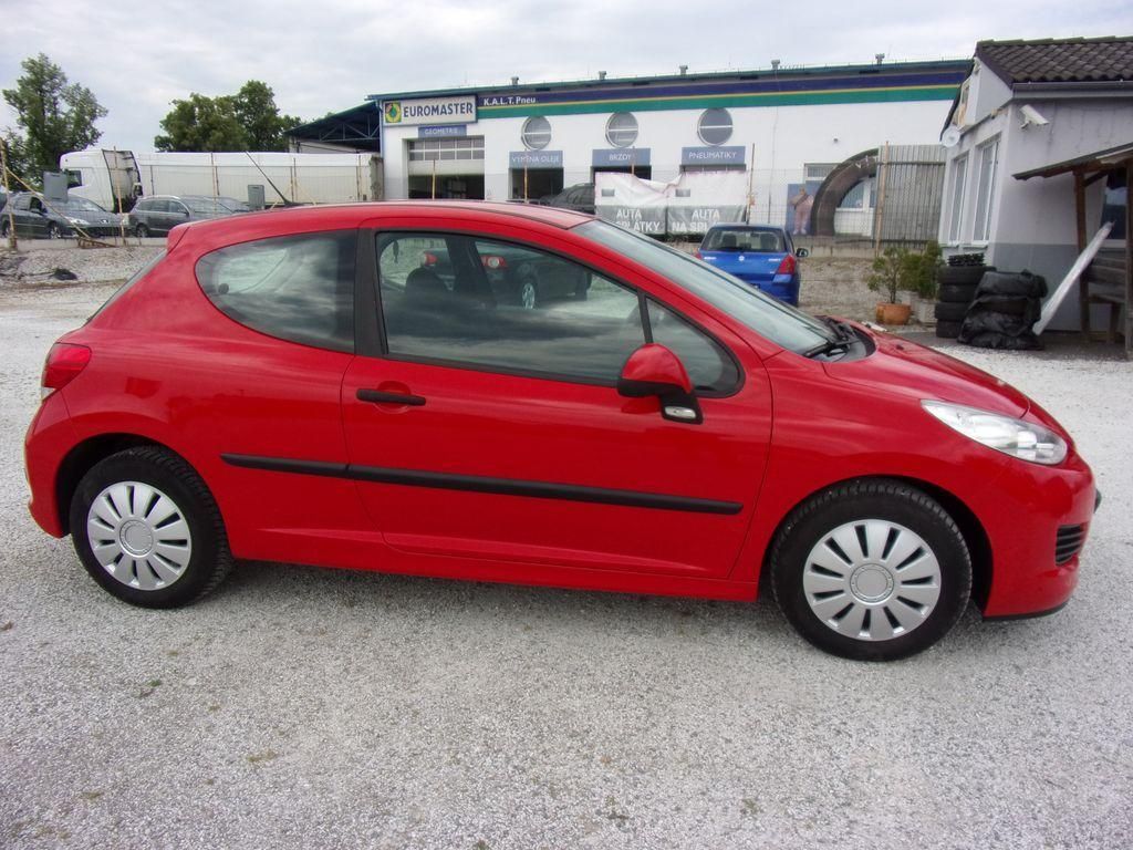 Peugeot 207, 1.4 Urban - fotka 3