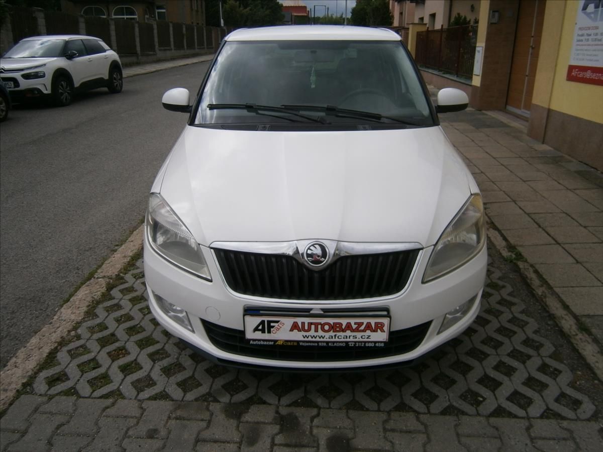 Škoda Fabia, 1,6 TDI  KOMBI KLIMA - fotka 2
