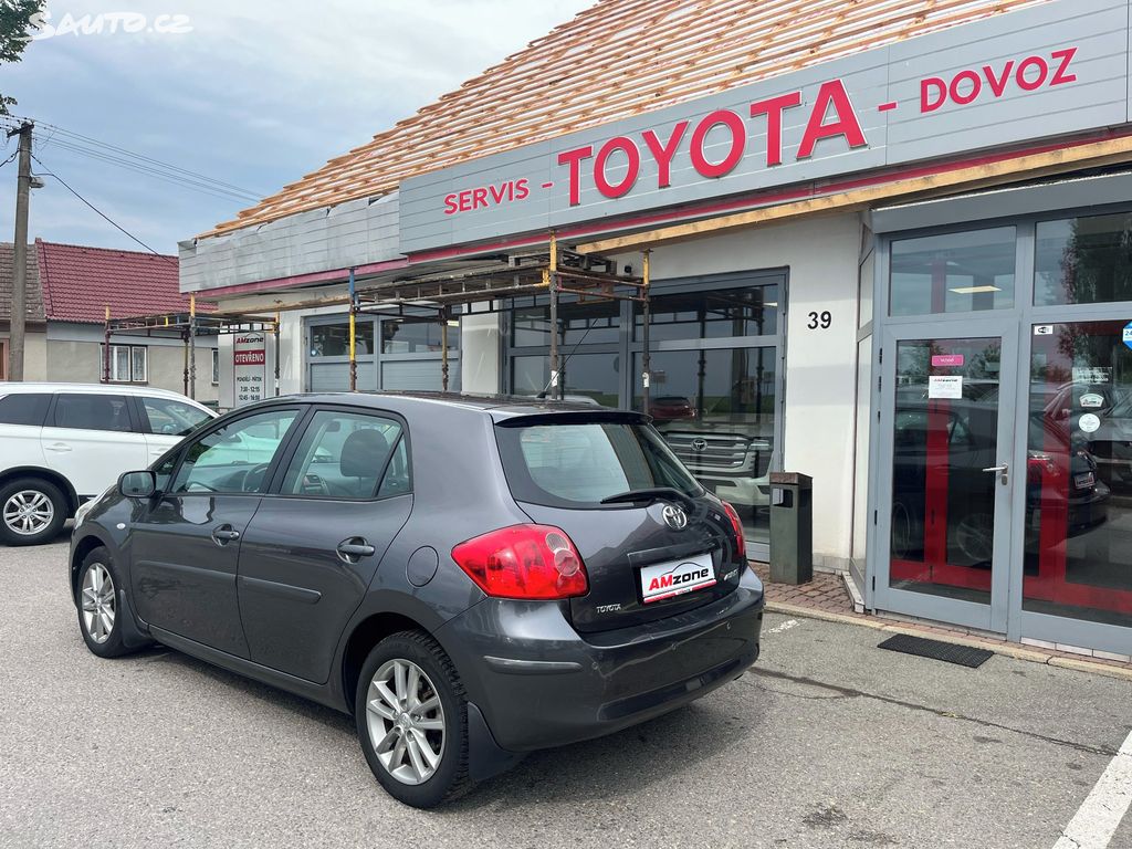 Toyota Auris, fotka 3