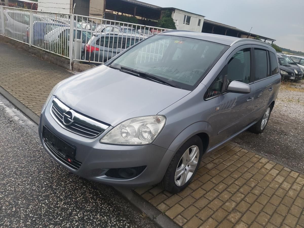 Opel Zafira, 2,2  110 KW - fotka 6