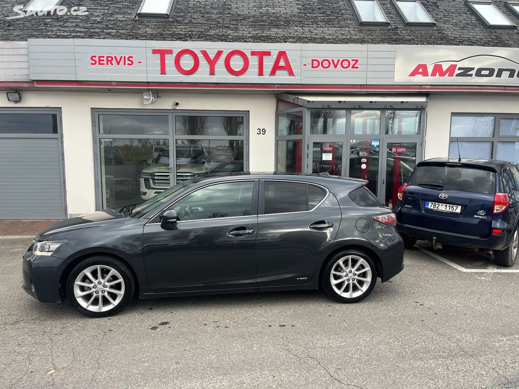 Lexus CT 200h, fotka 3