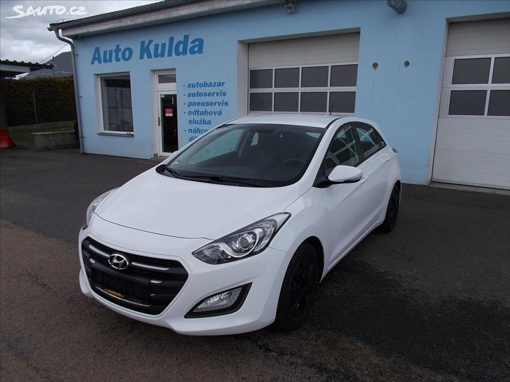 Hyundai i30, 1,6 CRDi 81kW , Navi, Kamera