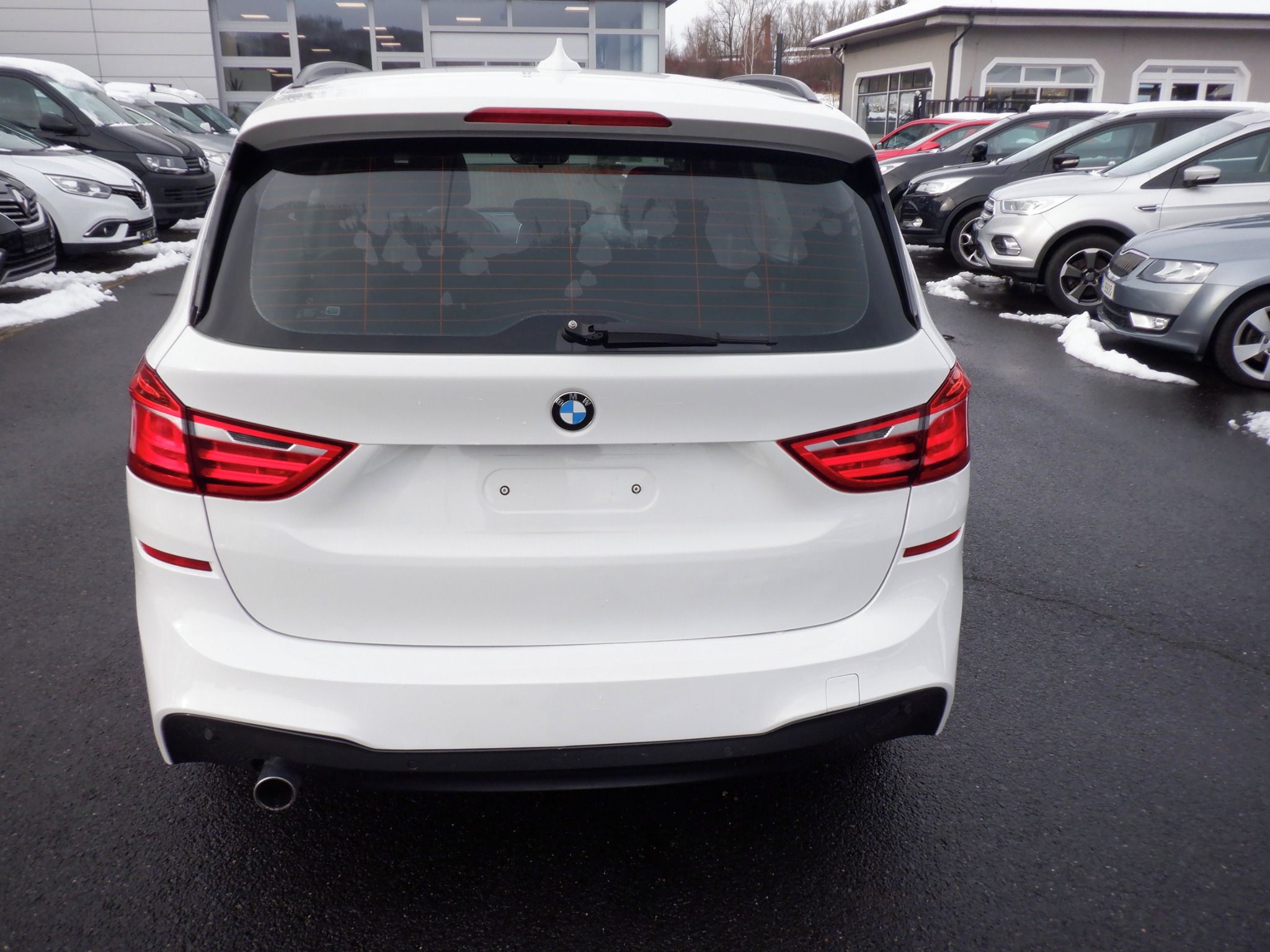 BMW Řada 2, 1.5 216d M Sport Gran Tourer - fotka 6
