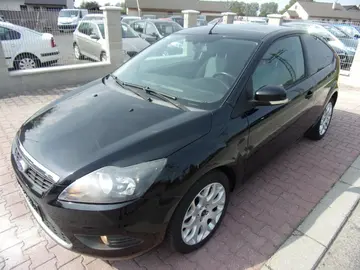 Ford Focus, 1,6 16V KLIMA ALU výhřev