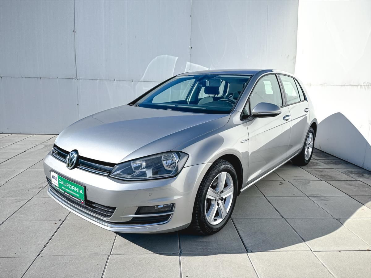 Volkswagen Golf, 1,4 TGi Aut.klima,tempomat - fotka 2