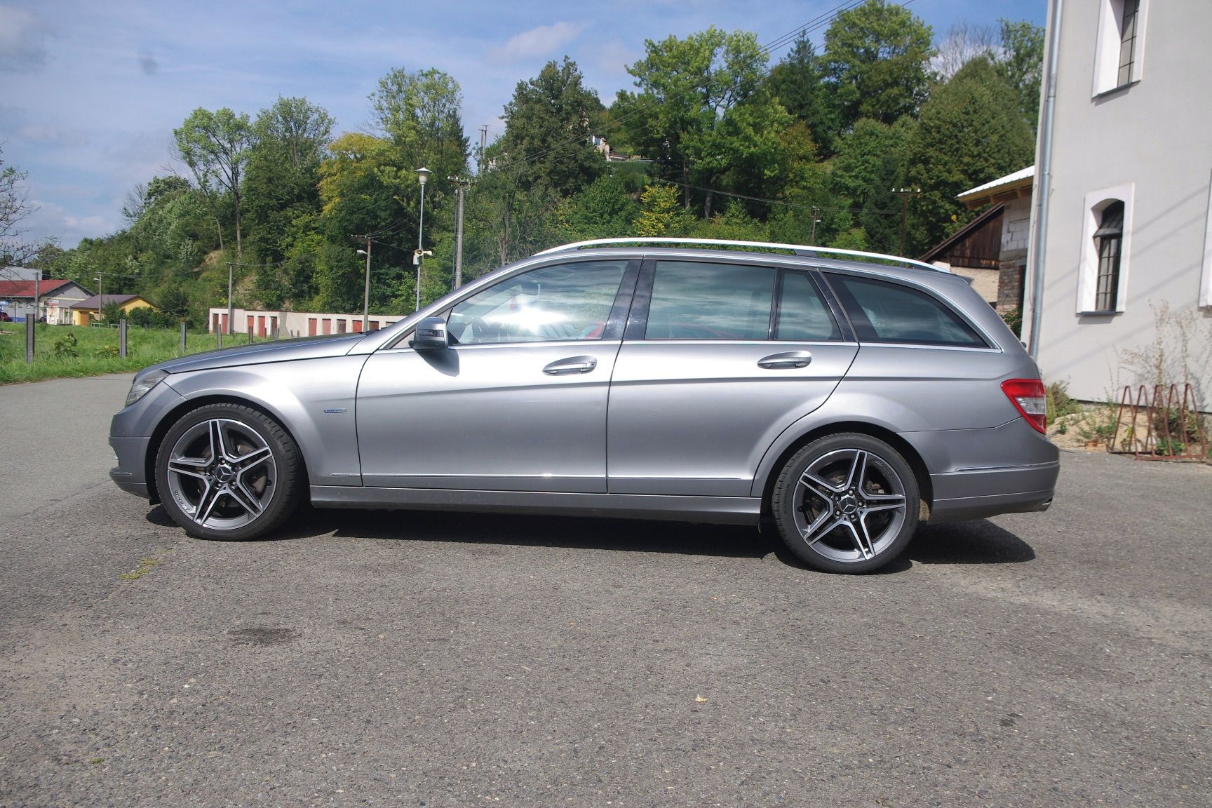 Mercedes-Benz Třídy C, 350 CDi - 4 Matic - fotka 2