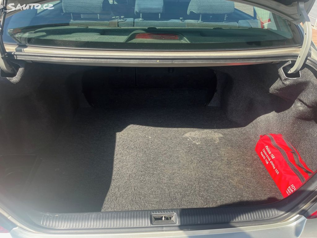 Toyota Camry, fotka 11