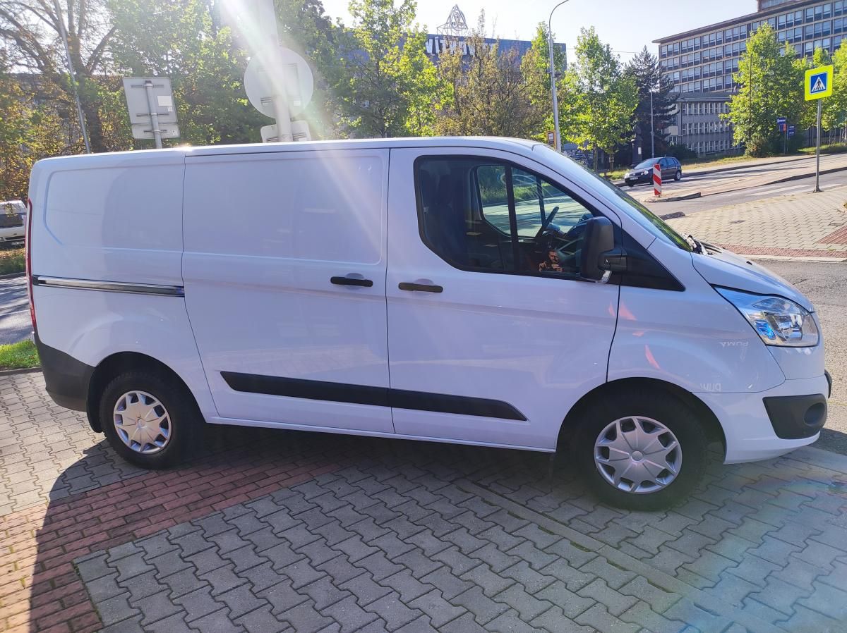 Ford Transit Custom - fotka 3
