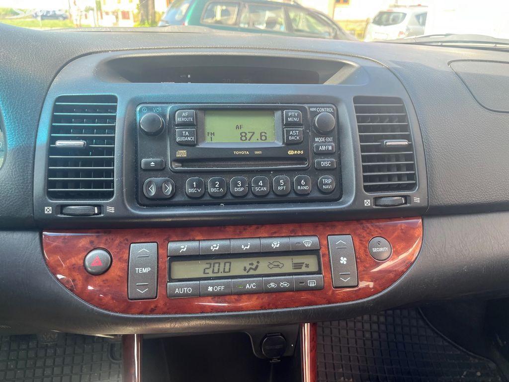Toyota Camry, fotka 15