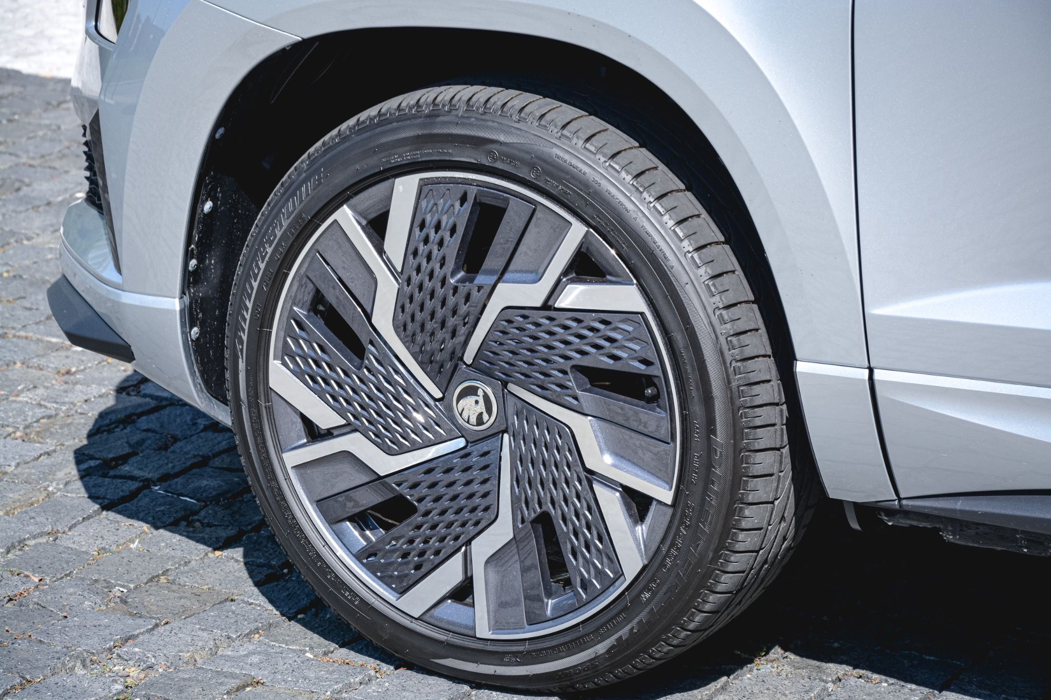 Škoda Karoq, 2,0Tdi Exclusive 7ST DSG 4x4 - fotka 5