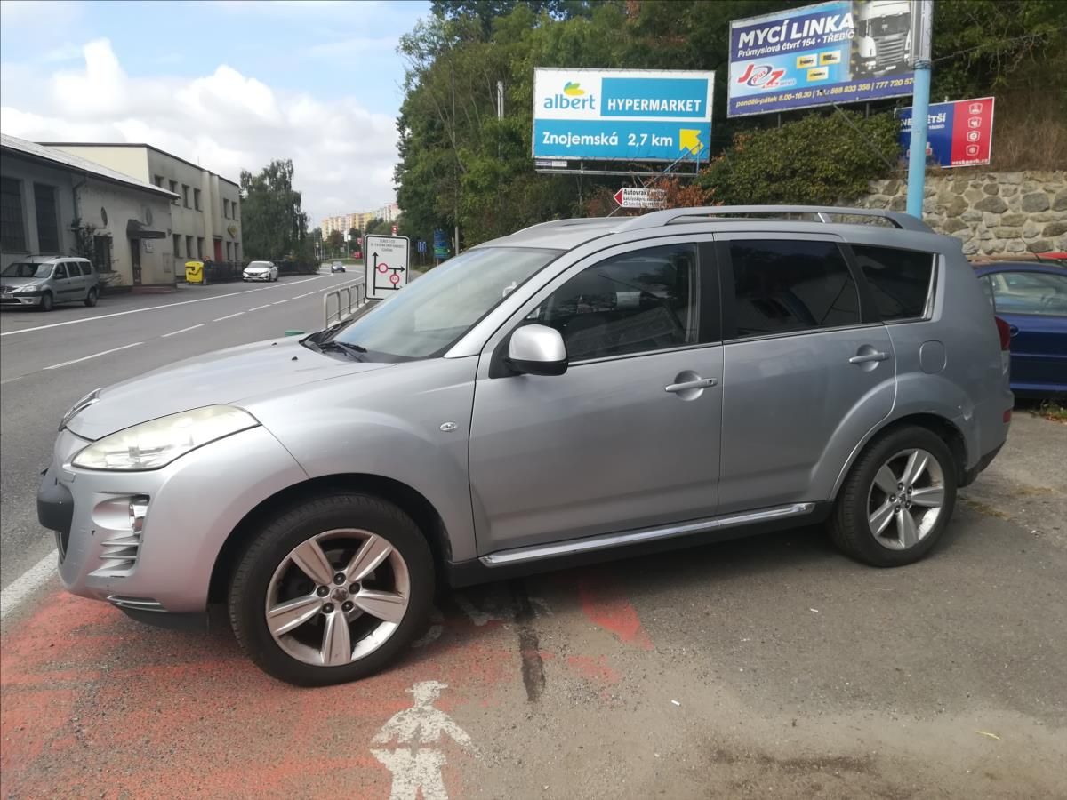 Peugeot 4007, 2,2 HDI 156k Confort Pack 7mis - fotka 5