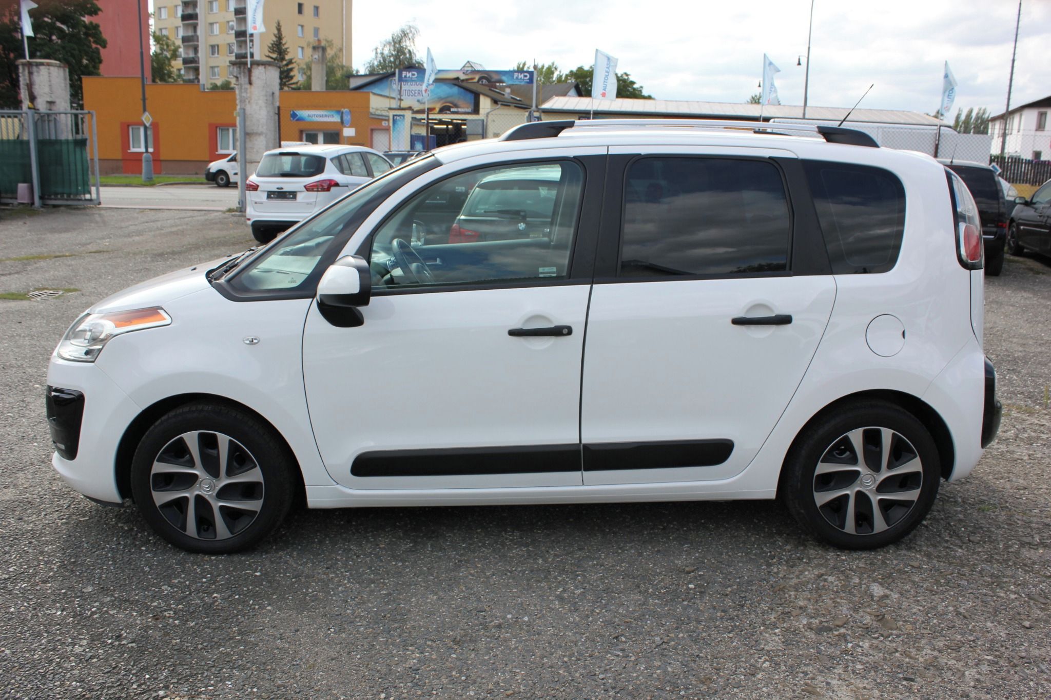 Citroën C3 Picasso, 1.4 VTi LPG, tempomat,serviska - fotka 4