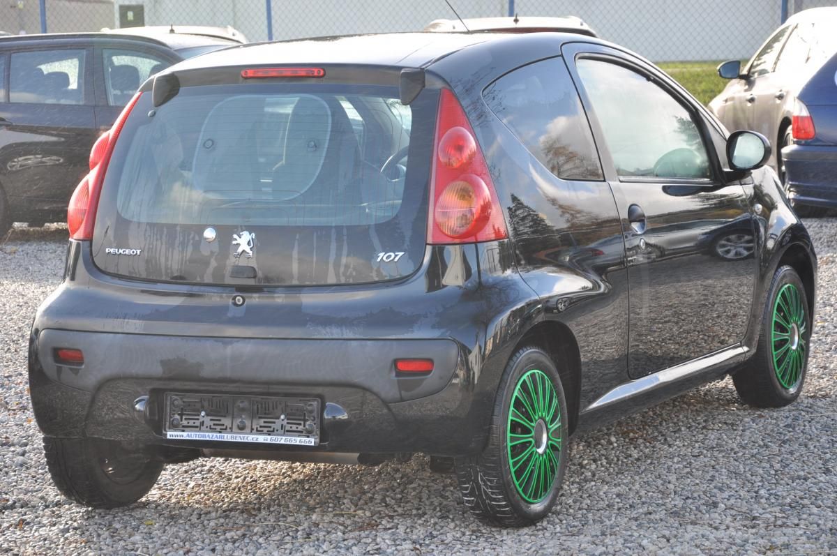 Peugeot 107, 1.0i 50kW - fotka 3