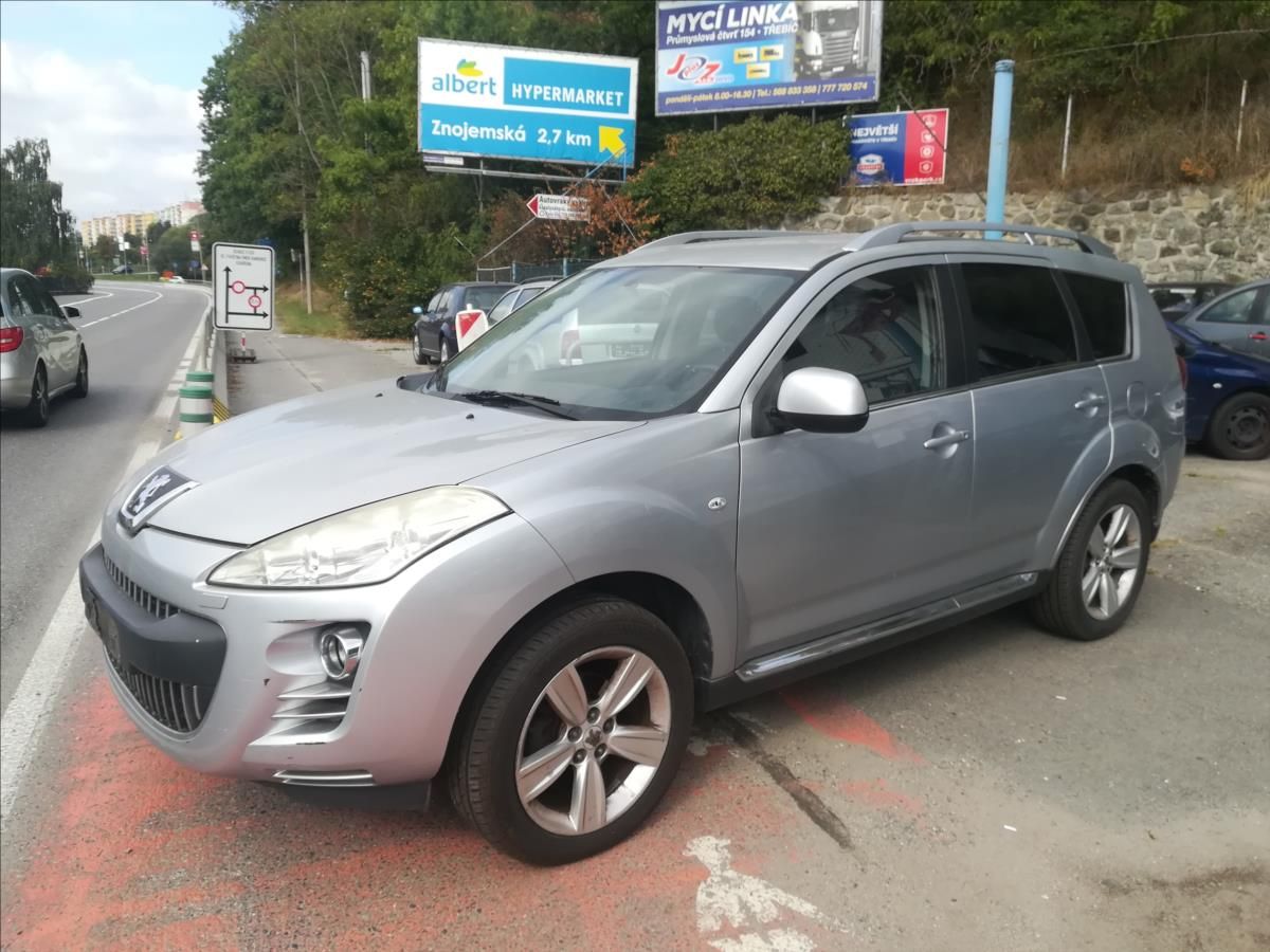 Peugeot 4007, 2,2 HDI 156k Confort Pack 7mis - fotka 4