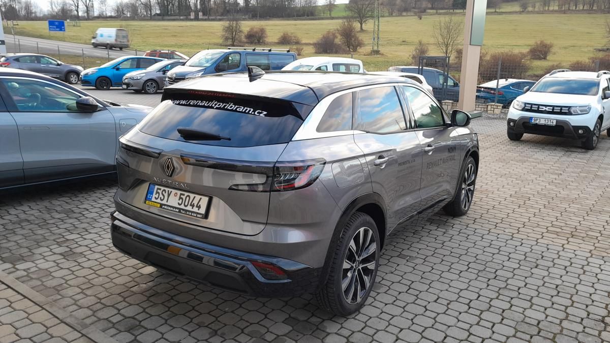 Renault Austral, mild hybrid 140 TOP VÝBAVA - fotka 5