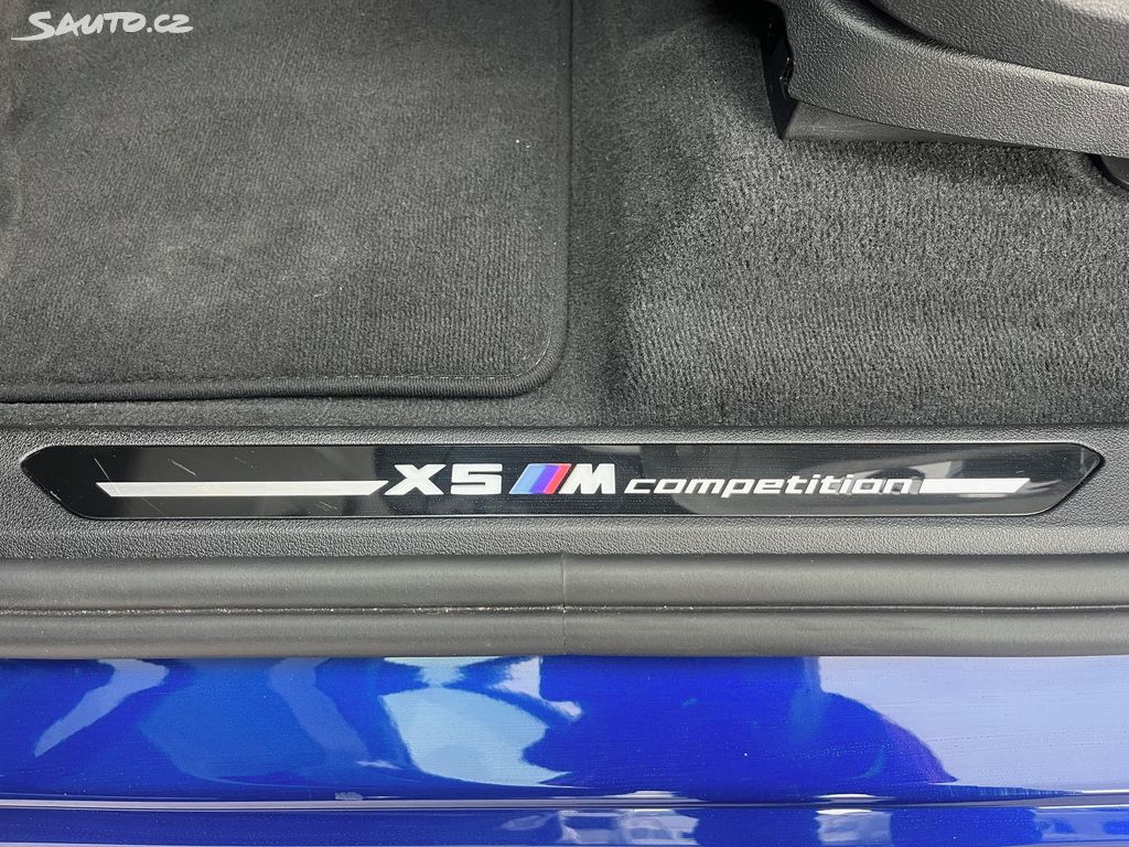 BMW X5, fotka 11