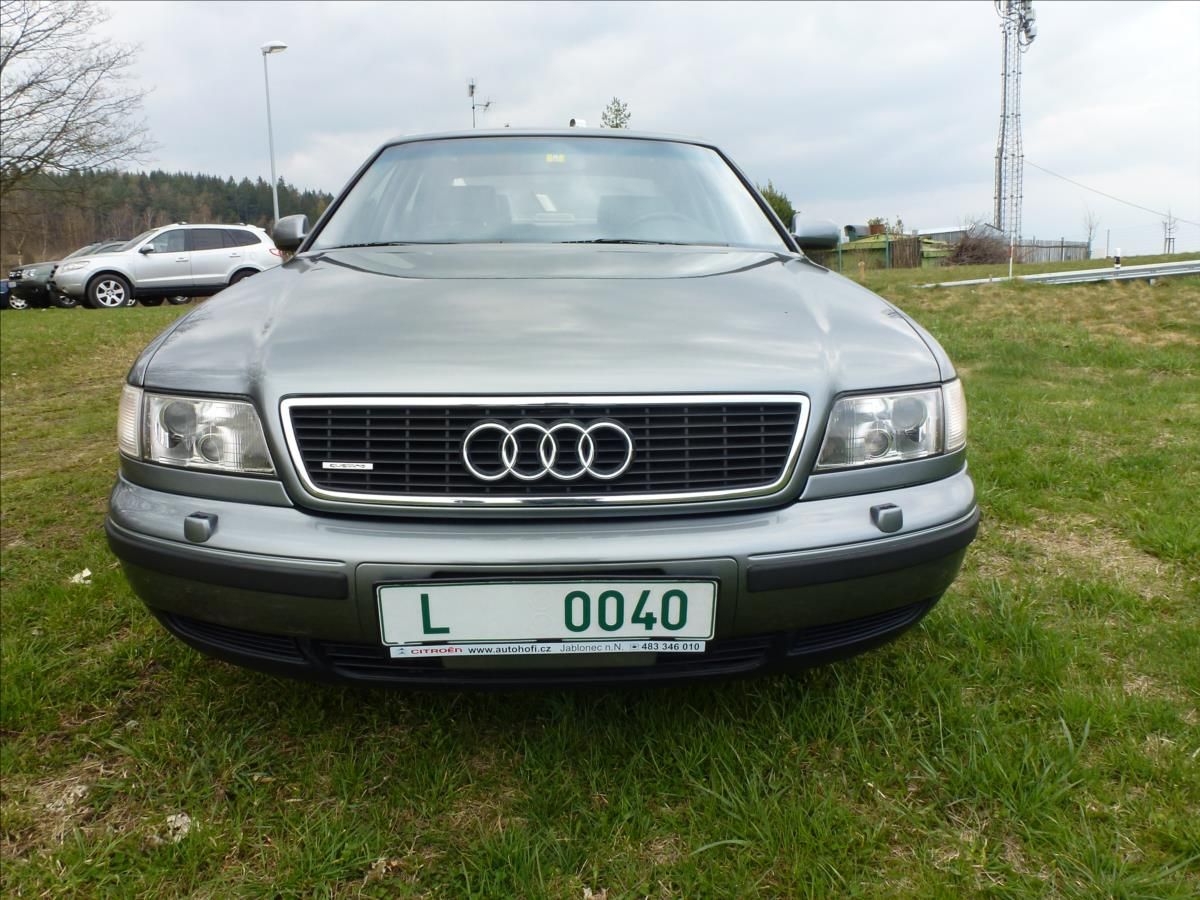 Audi A8, 4,2 V8 Quattro 4x4 AUTOMAT - fotka 4