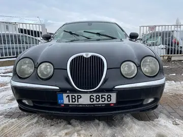 Jaguar S-Type, 2,5   147 KW