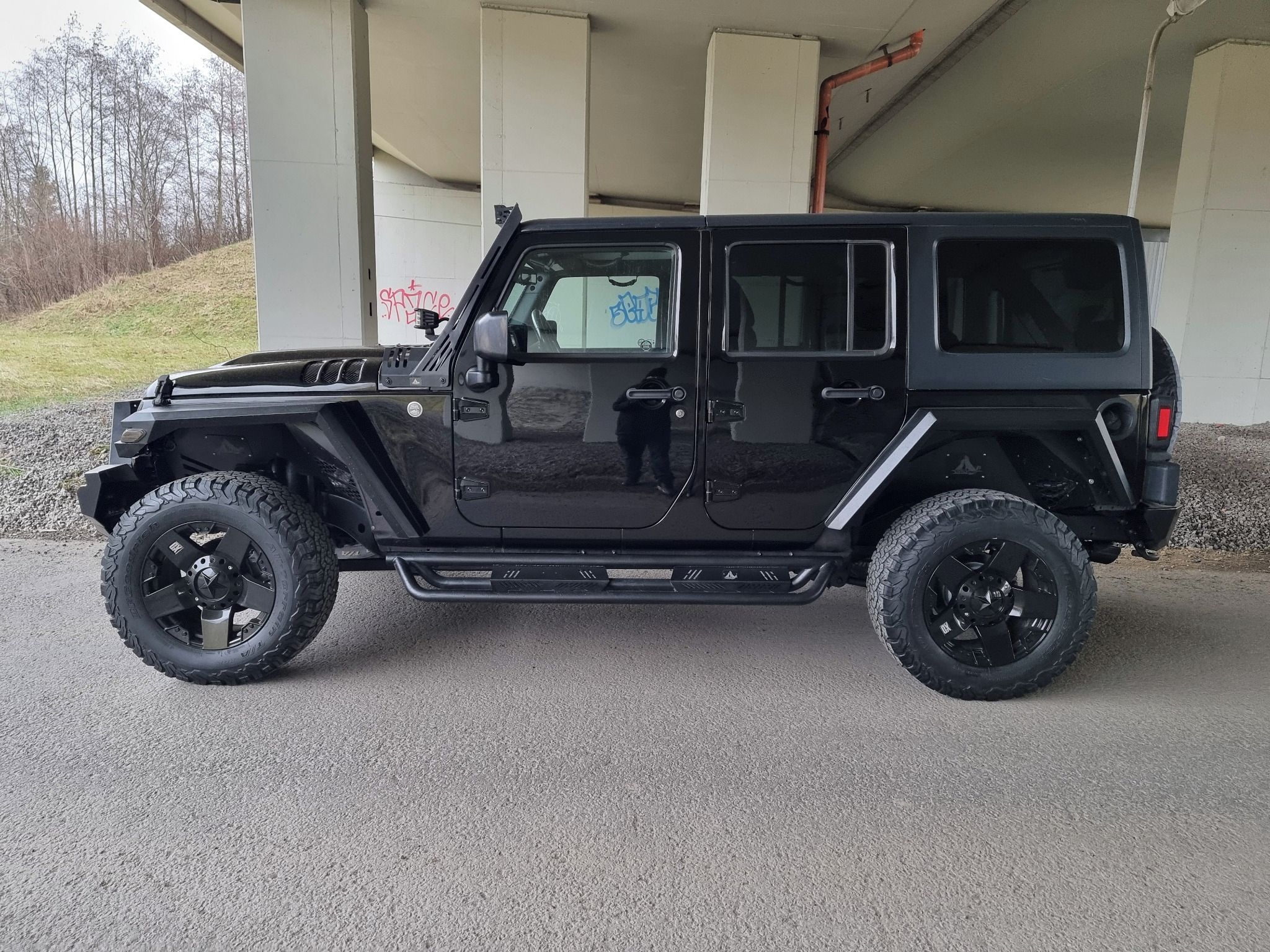 Jeep Wrangler, 3,6L V6  MANUÁL CUSTOM BLACK - fotka 4