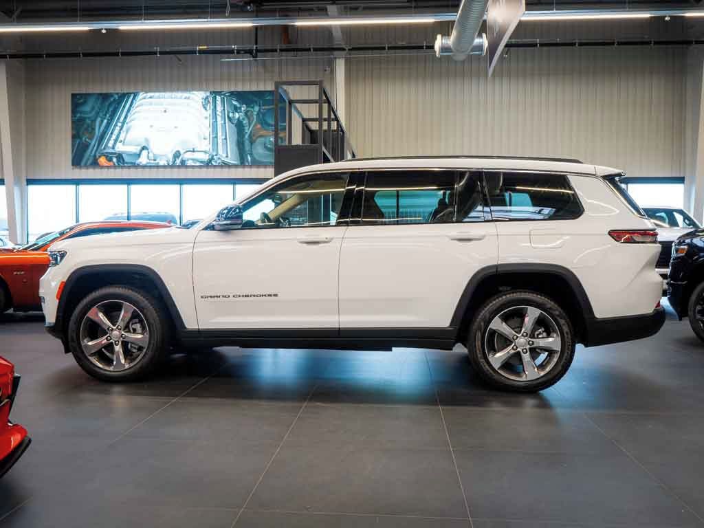 Jeep Grand Cherokee, 3.6 Limited L 4x4 Luxury 7míst - fotka 2