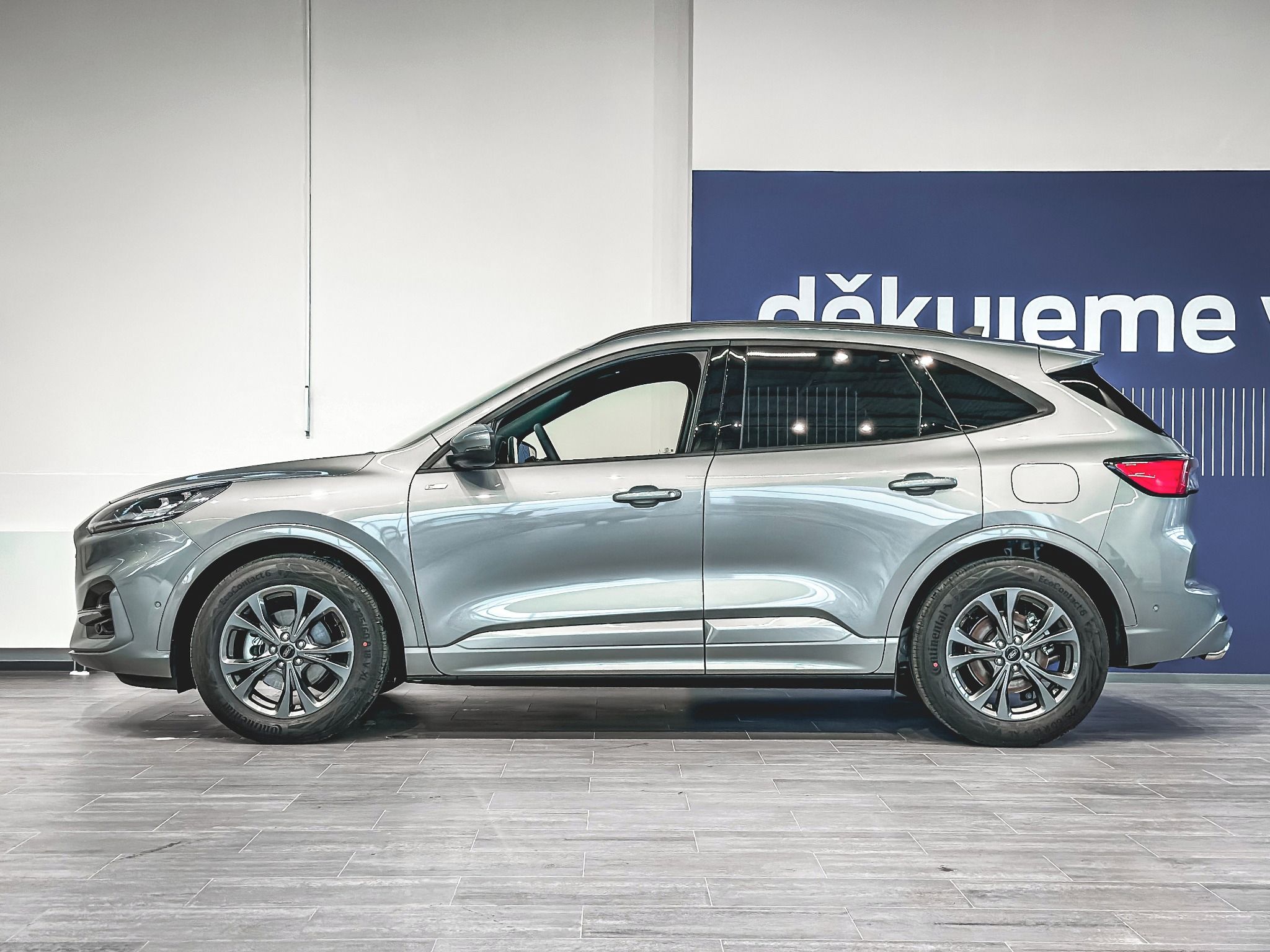 Ford Kuga, ST-LINE X 2,5 Duratec Hybrid - fotka 3