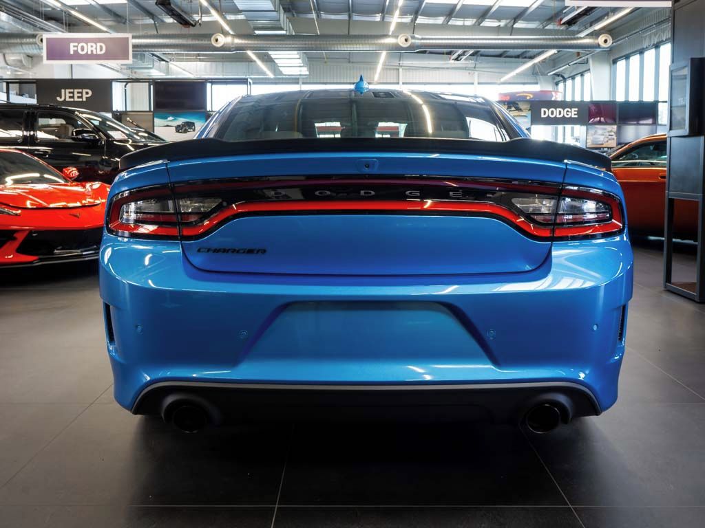 Dodge Charger, 6.4 Scat Pack Super Bee - fotka 4